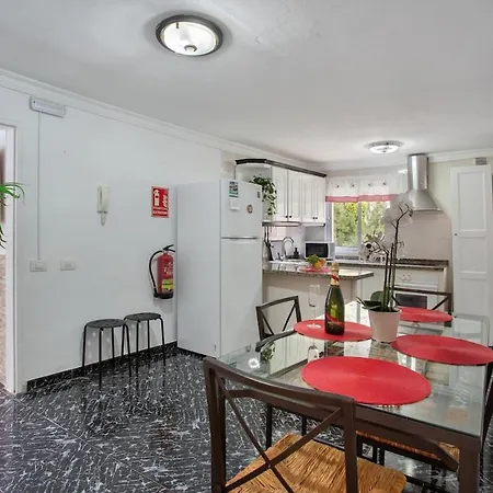 Feriehus Casa Haroldo - Private Pool - Sea & Mountain Views