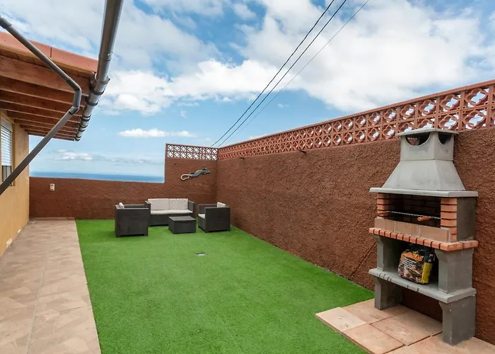 Casa Haroldo - Private Pool - Sea & Mountain Views Дом отдыха Канделария